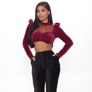 Velvet ruffle top XL